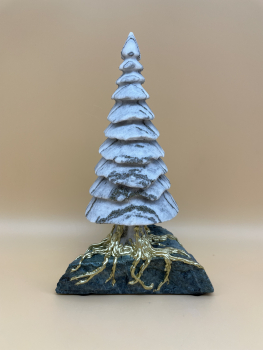 Binntree auf Serpentinit